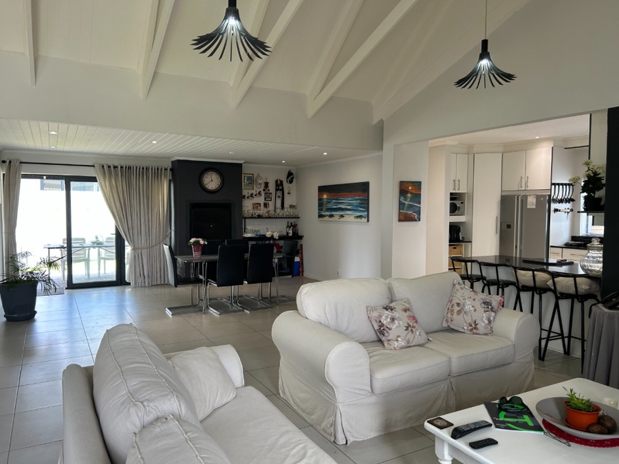 3 Bedroom Property for Sale in Blue Mountain Village Western Cape